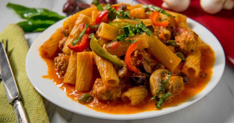 Green Pepper and Vegan Sausage Pasta