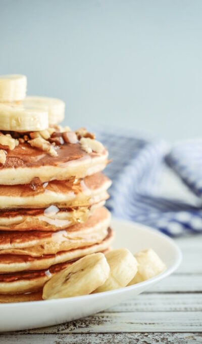 Simple and Vegan Banana Pancakes