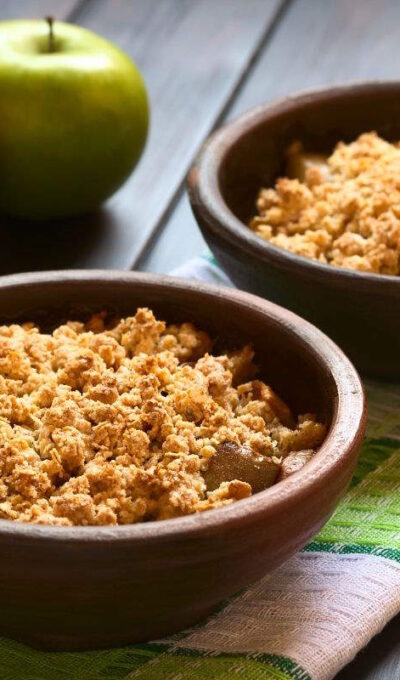 Vegan Apple Crumble with Oats