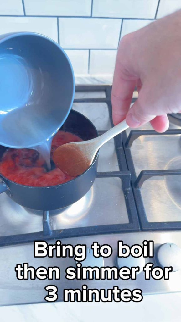 Bring Agar Agar and Strawberries to Boil